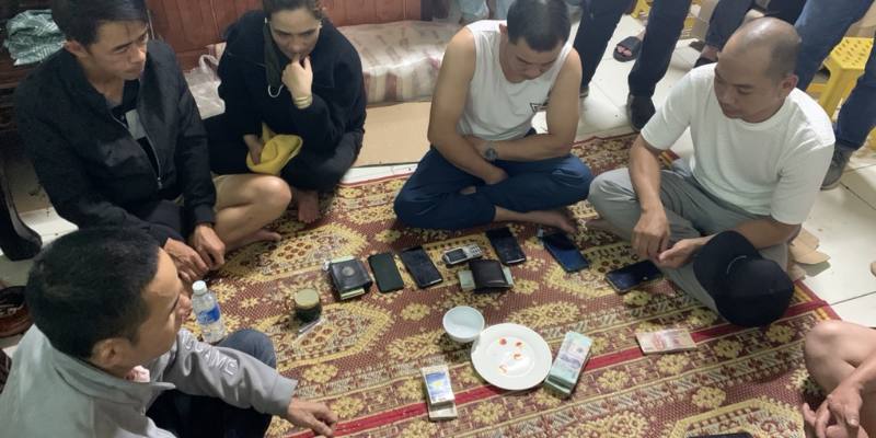 Chi tiết về từng trường hợp trong giấc mơ thấy chơi Xóc Đĩa